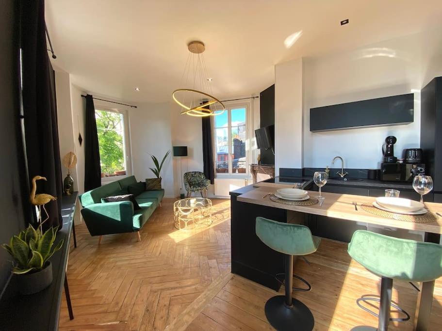 Ferienwohnung The Jungle Flat Rouen Exterior foto